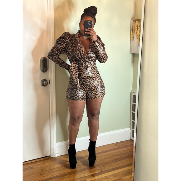 🌹NEW - KANYA Romper in Leopard - Picture 3 of 7